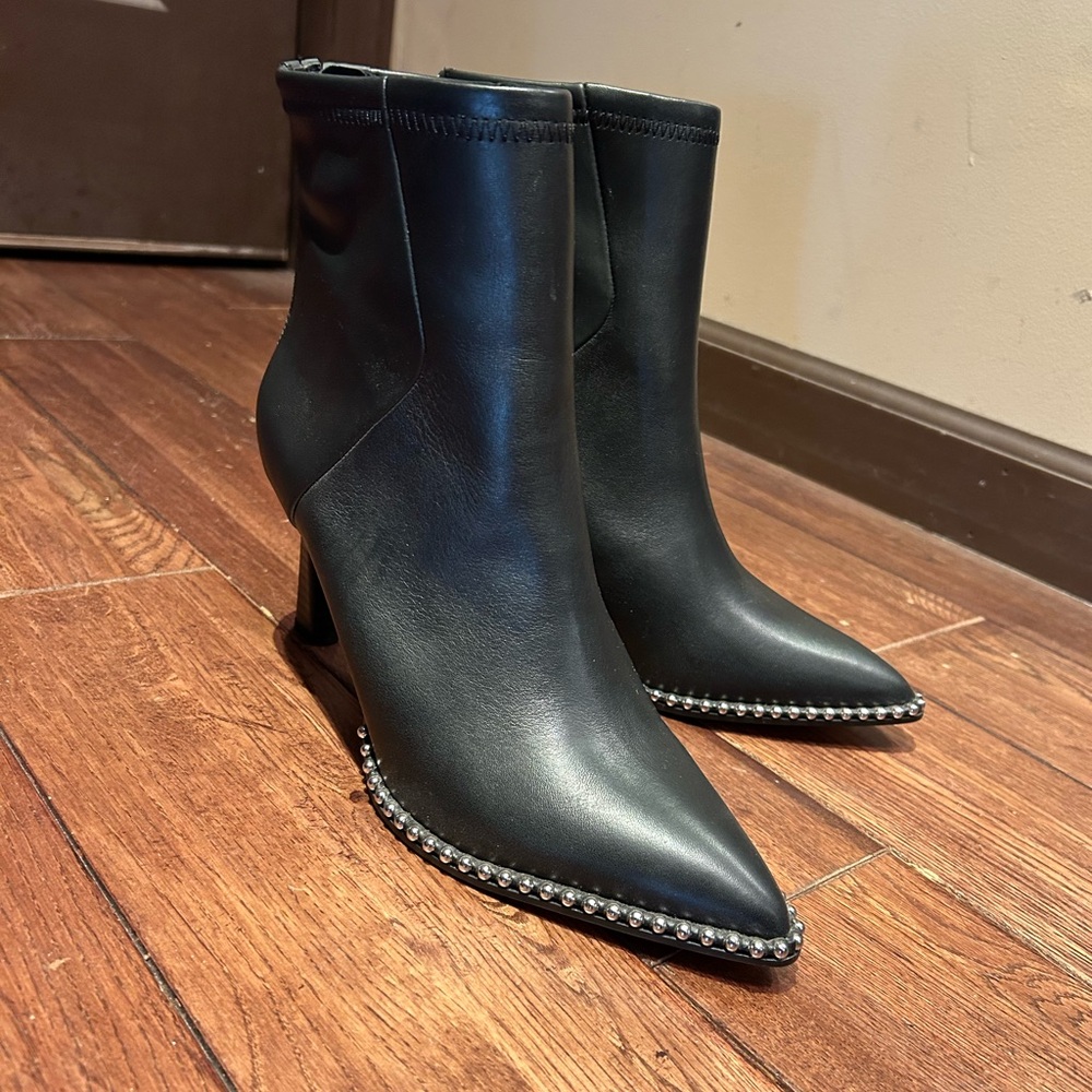 BCBGeneration Bullit booties, black, size 10